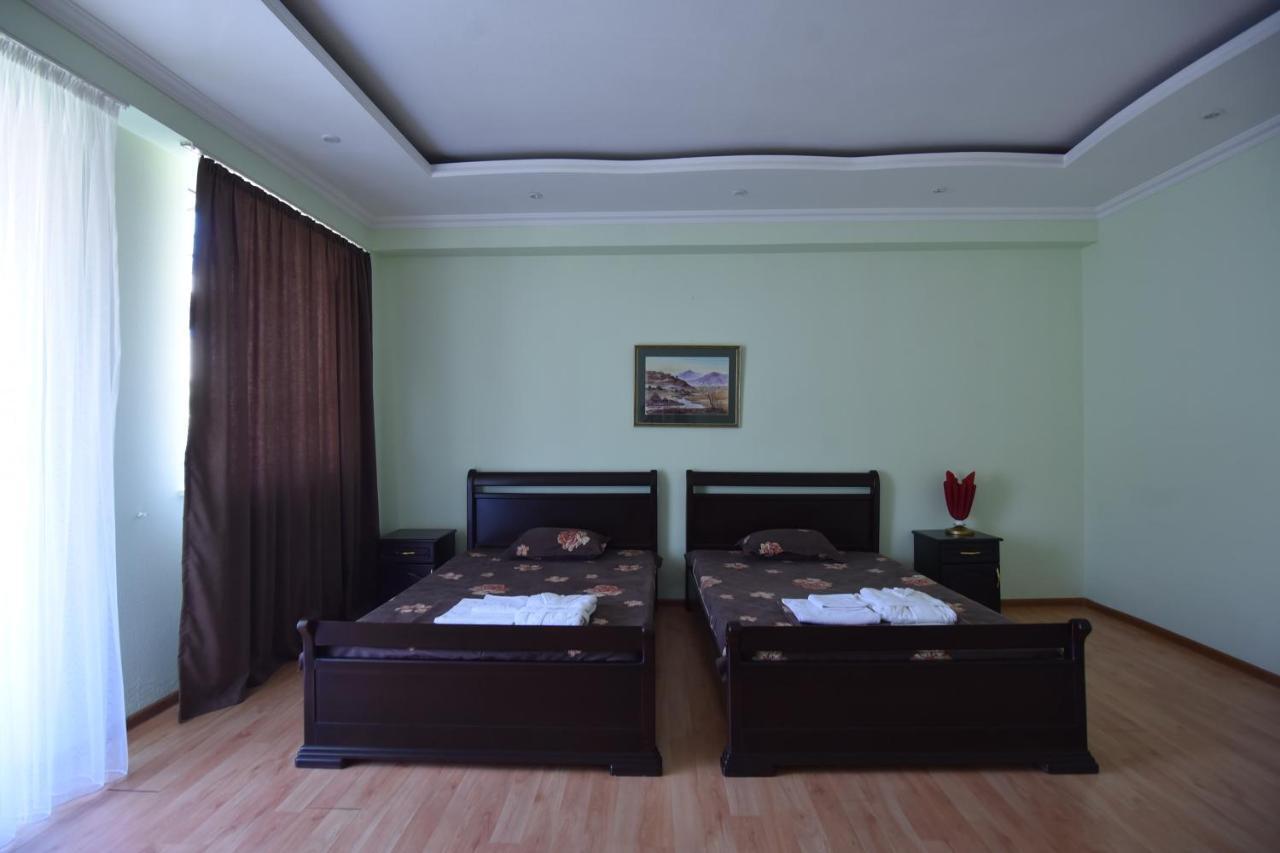 Hotel Vake Palace Tbilisi Exterior photo